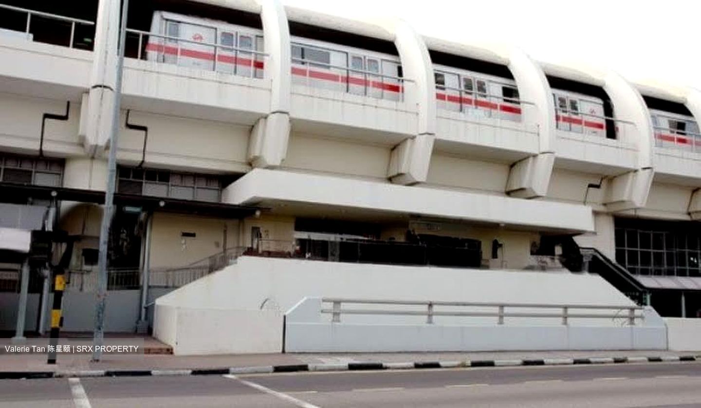 Kembangan Court (D14), Shop House #572955551